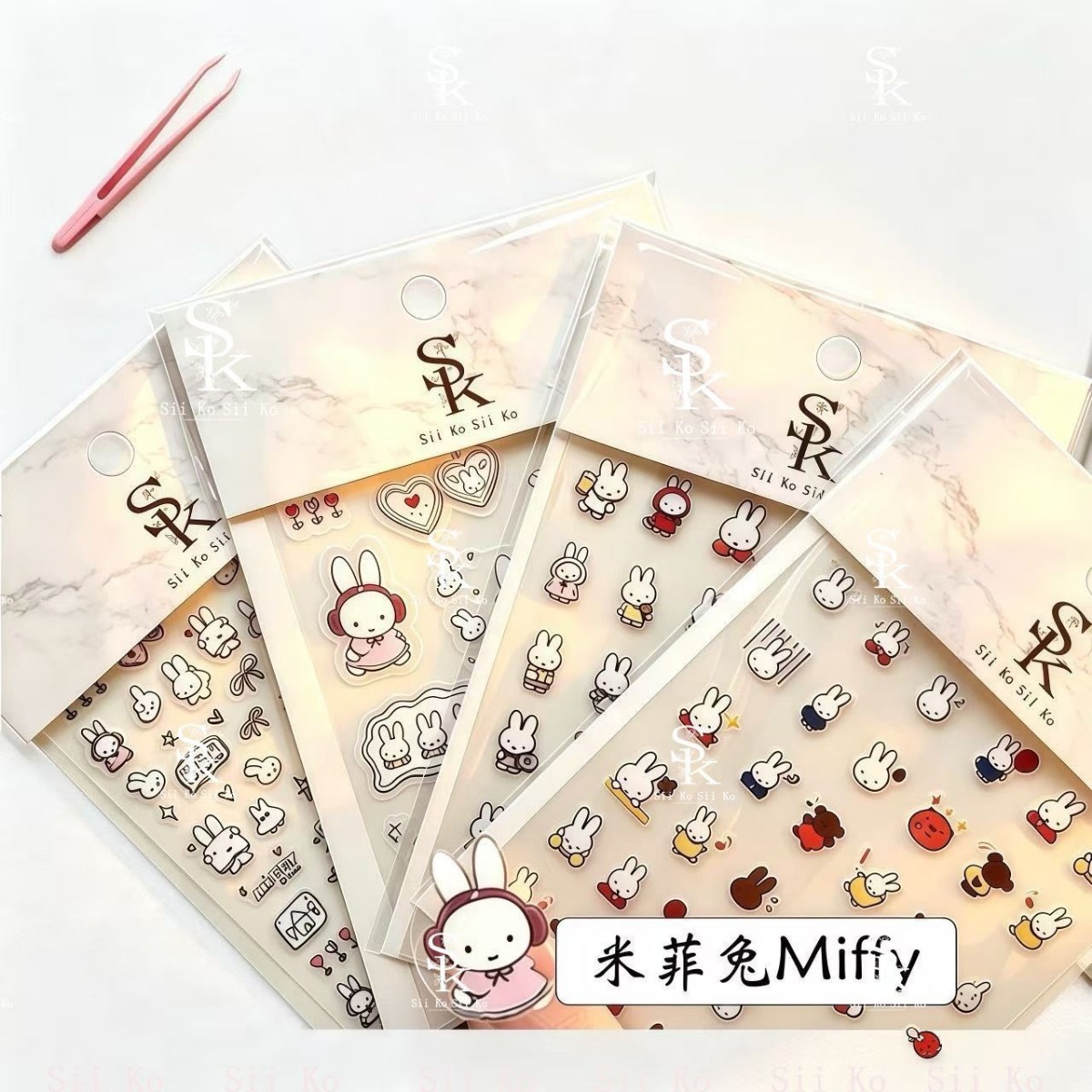 미피 토끼 네일 스티커 귀여운 만화 4장 엠보싱 3D  - Tablet Cute Accessories 리뷰 및 가격